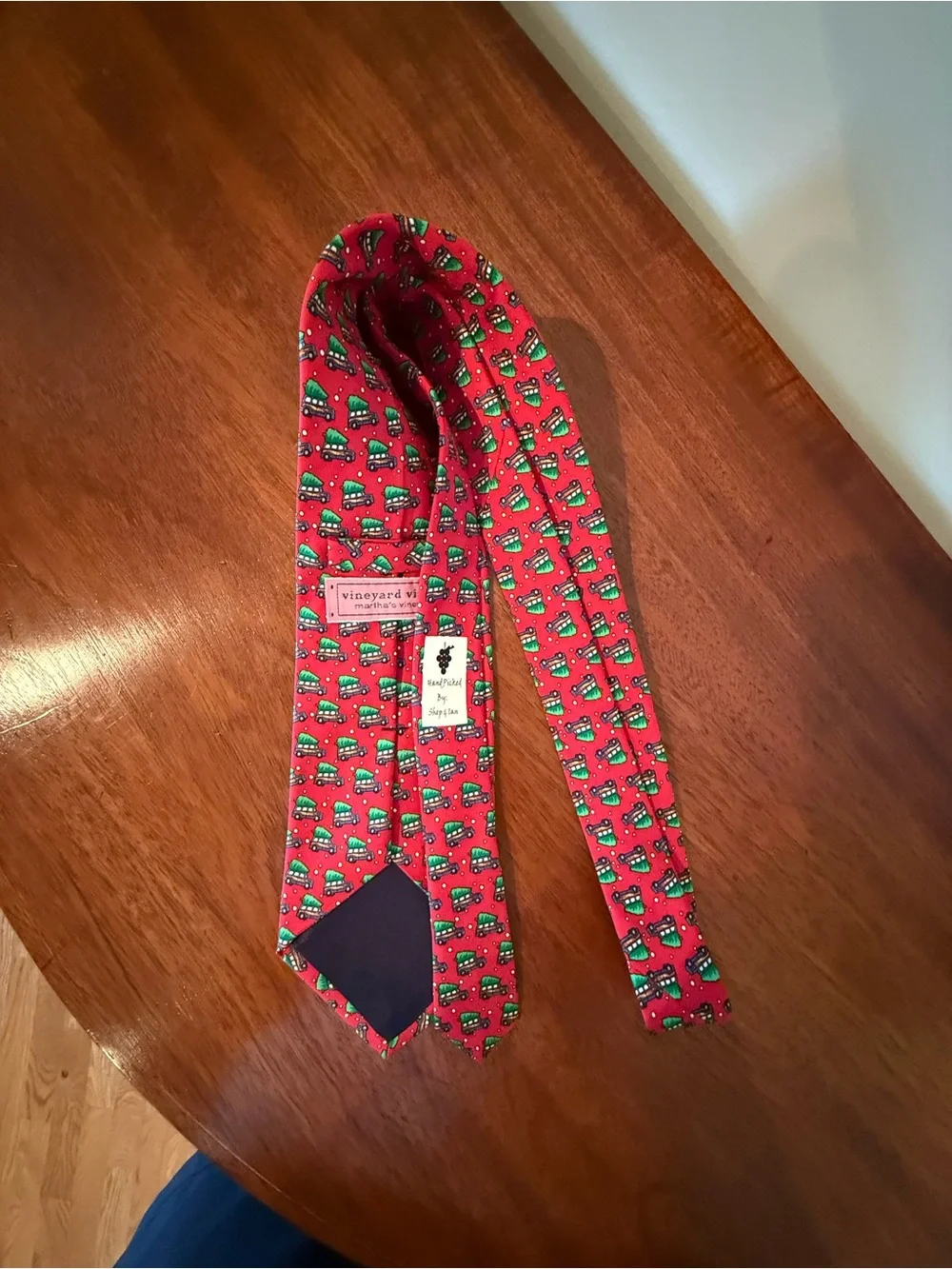 Vineyard Vines Red Tie with Green Tree-on-Car Print